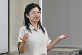 基龍米克斯生物科技公司顏吟紋總監分享生技產業的管理與人才需求圖片